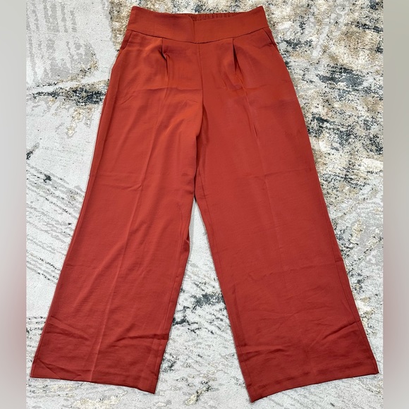 NWT - EXPRESS Super High Waisted Satin Wide Leg Pants, Henna, Large. - Picture 2 of 4